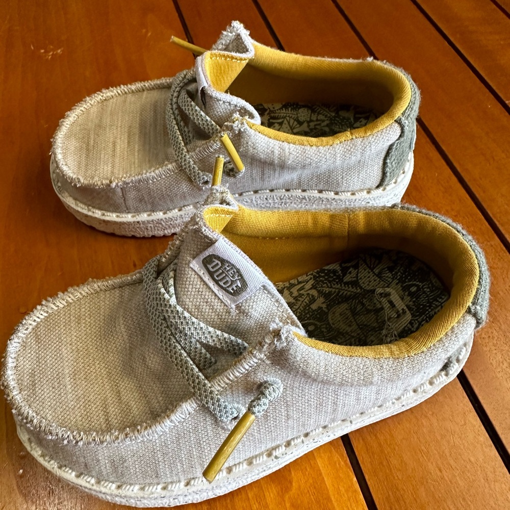 Hey Dude Kids' Casual Gray Shoes